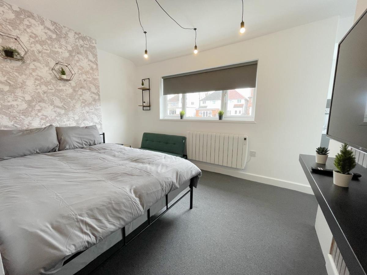 Cosy Bright Studio Apartment Close To Wembley Stadium ロンドン エクステリア 写真