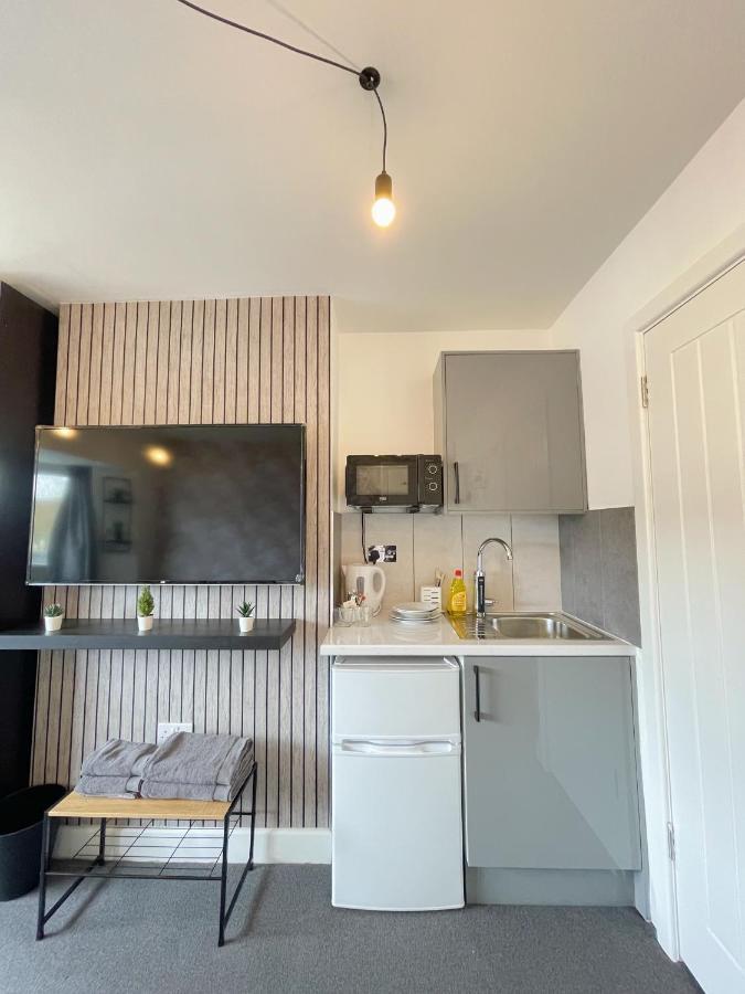Cosy Bright Studio Apartment Close To Wembley Stadium ロンドン エクステリア 写真